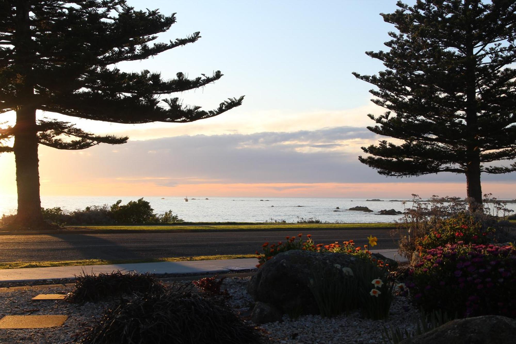 Sierra Beachfront Motel Kaikoura Eksteriør bilde